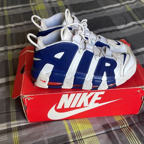 Nike Air More Uptempo “Knicks”